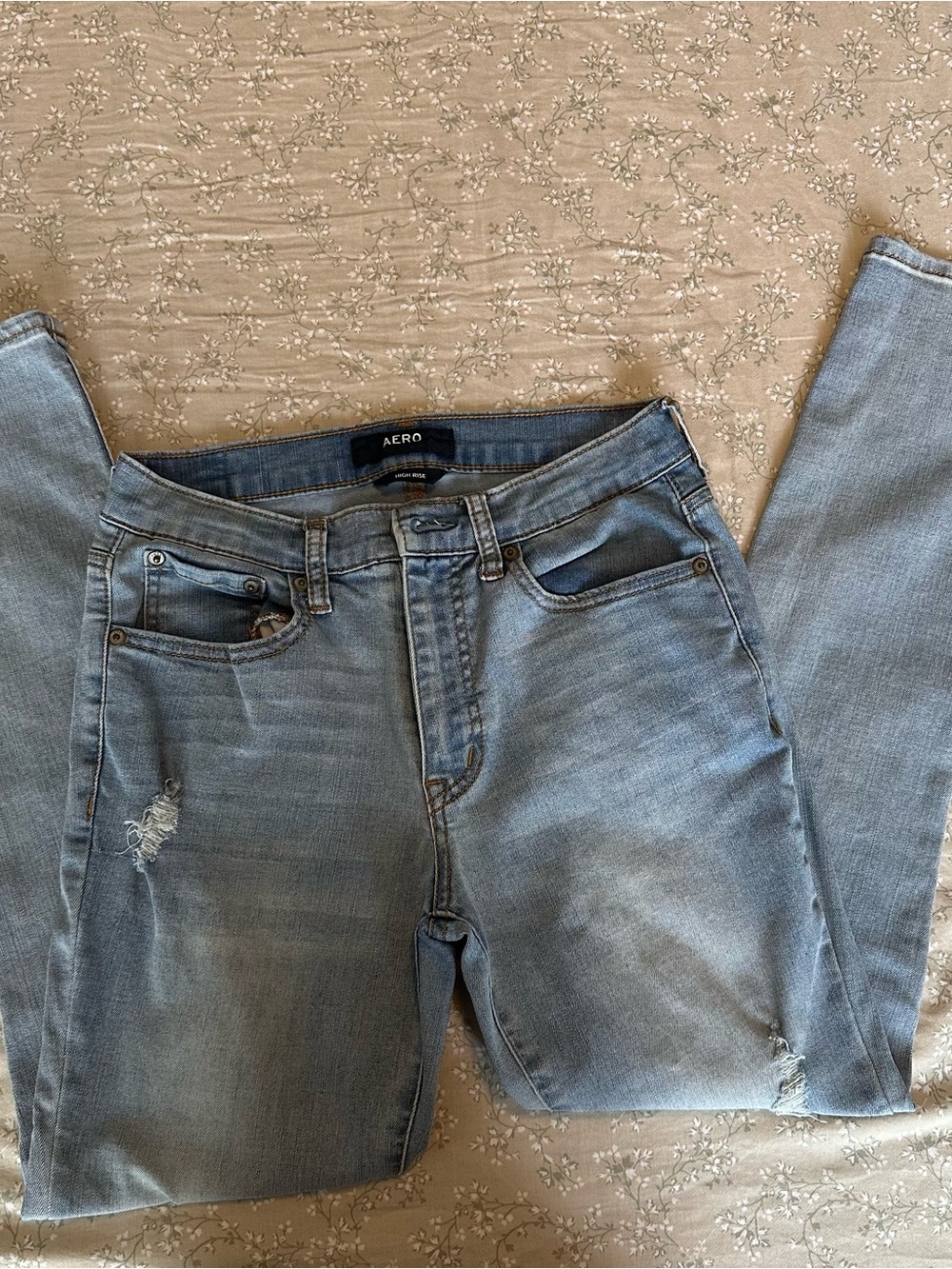Aeropostale Light Blue Women’s Skinny Jeans